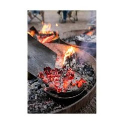 Campfire Pre Seasoned Cast Iron Camp Oven 4.5 Quart -Franklin Outlet Store BCF 213607 10 hi res