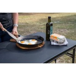 Campfire Pre Seasoned Frypan 25cm -Franklin Outlet Store BCF 213614 05 hi res