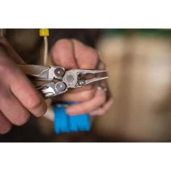 Leatherman Wave Plus 17 In One Multi-Tool -Franklin Outlet Store BCF 557885 05 hi res