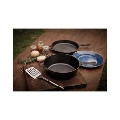 Campfire Cast Iron Quart Combo Cooker -Franklin Outlet Store BCF 601031 04 hi res