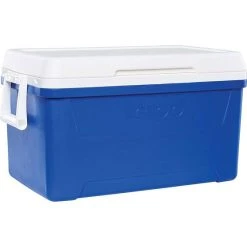 Igloo 45L Chest Cooler -Franklin Outlet Store BCF 605667 02 hi res