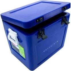 Wanderer 35L Poly Icebox -Franklin Outlet Store BCF 607515 02 hi res