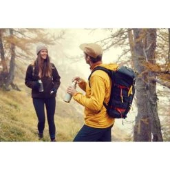 Dometic 660ml Insulated Bottle Moss -Franklin Outlet Store BCF 610815 03 moss hi res