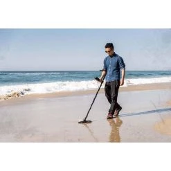 Minelab Equinox 800 Metal Detector -Franklin Outlet Store BCF 612731 04 hi res