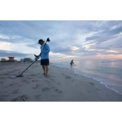 Minelab Equinox 800 Metal Detector -Franklin Outlet Store BCF 612731 07 hi res