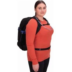 Macpac Rapaki Daypack 28L Black -Franklin Outlet Store BCF 620674 04 black hi res