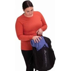 Macpac Rapaki Daypack 28L Black -Franklin Outlet Store BCF 620674 06 black hi res