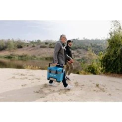 Igloo BMX Cooler 23L -Franklin Outlet Store BCF 624161 08 hi res