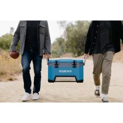 Igloo BMX Cooler 49L -Franklin Outlet Store BCF 624162 06 hi res