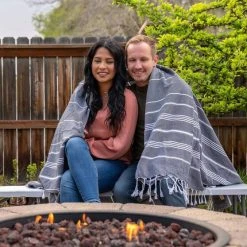 Peakform 6ft Centrefold Blow Mould Bench Seat -Franklin Outlet Store BCF 634173 06 hi res