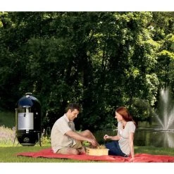 Weber Smokey Mountain Cooker 57cm -Franklin Outlet Store BCF 647704 17 hi res